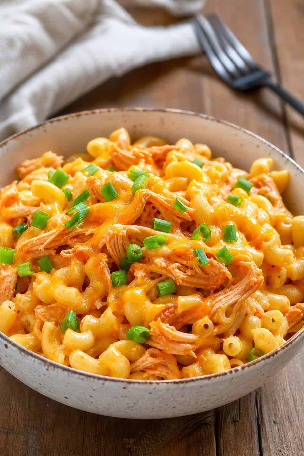 Creamy Buffalo Chicken Pasta Bake: A Flavor-Packed Family Favorite