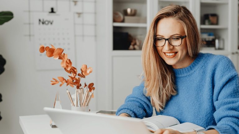 How to Monetize Your Photos: Practical Ways to Earn from Images Online