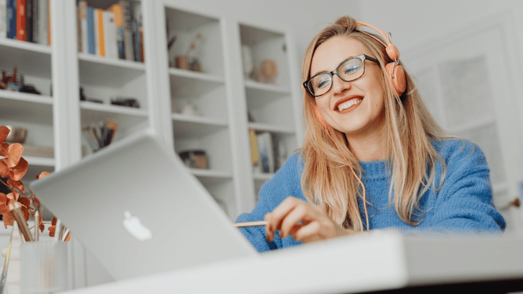 Turn Online Searching Into Income: Practical Ways to Profit from Research Skills