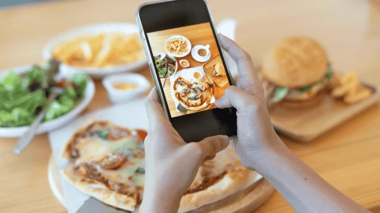 How to Turn Your Everyday Food Photos into Paid Side Work