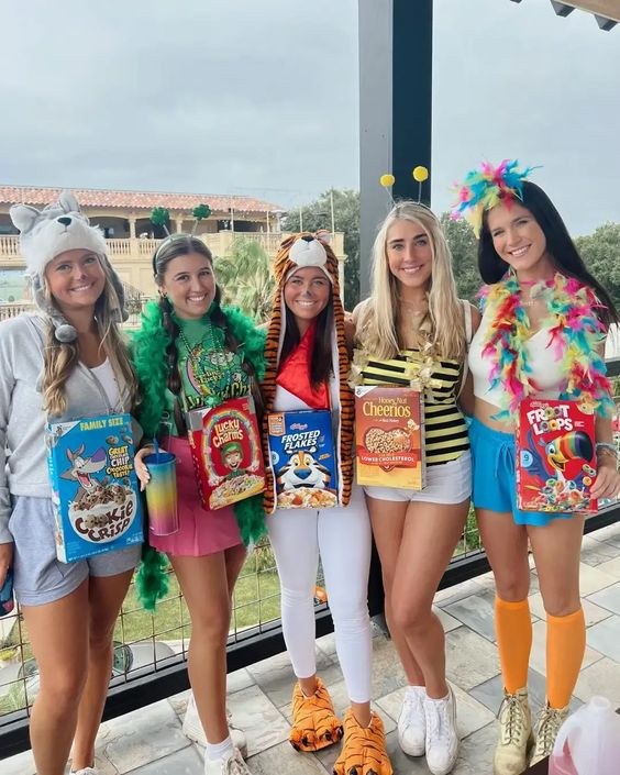 Group Costume Playbook: Easy, Stylish Ideas to Coordinate Your Squad for Halloween