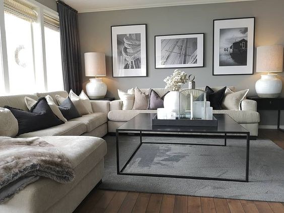 Elevating a Gray Living Room: Wall Decor That Warms and Defines the Space