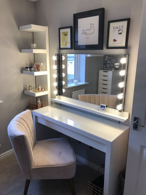Streamlined Vanity: Minimal, Functional, and Polished