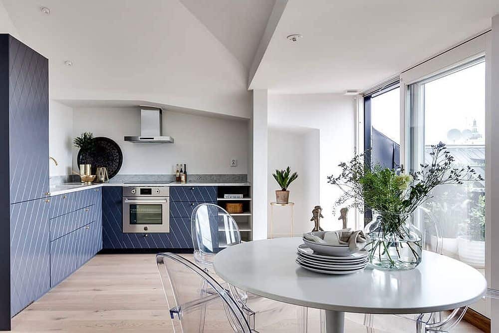 Give the Kitchen One Confident Color
