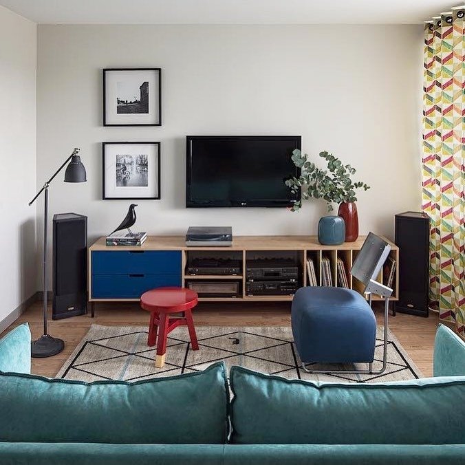 Let Color Tell the Household Story