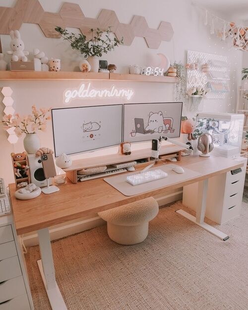 Warm Minimal Desk Nook