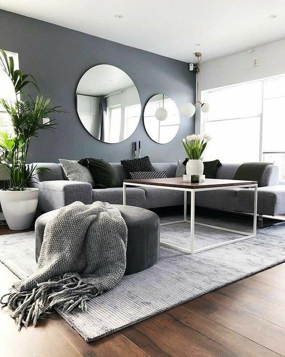 Arrange a Gallery That Feels Curated, Not Crowded