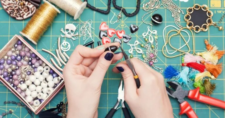 Smart Ways to Turn Stuff and Skills at Home into Consistent Cash
