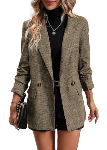 32 Polished Business Casual Looks for Women to Wear Now