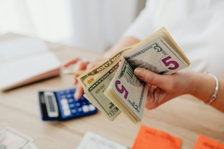 From Debt to Investing: A Practical Plan to Reclaim Cash Flow and Build Wealth