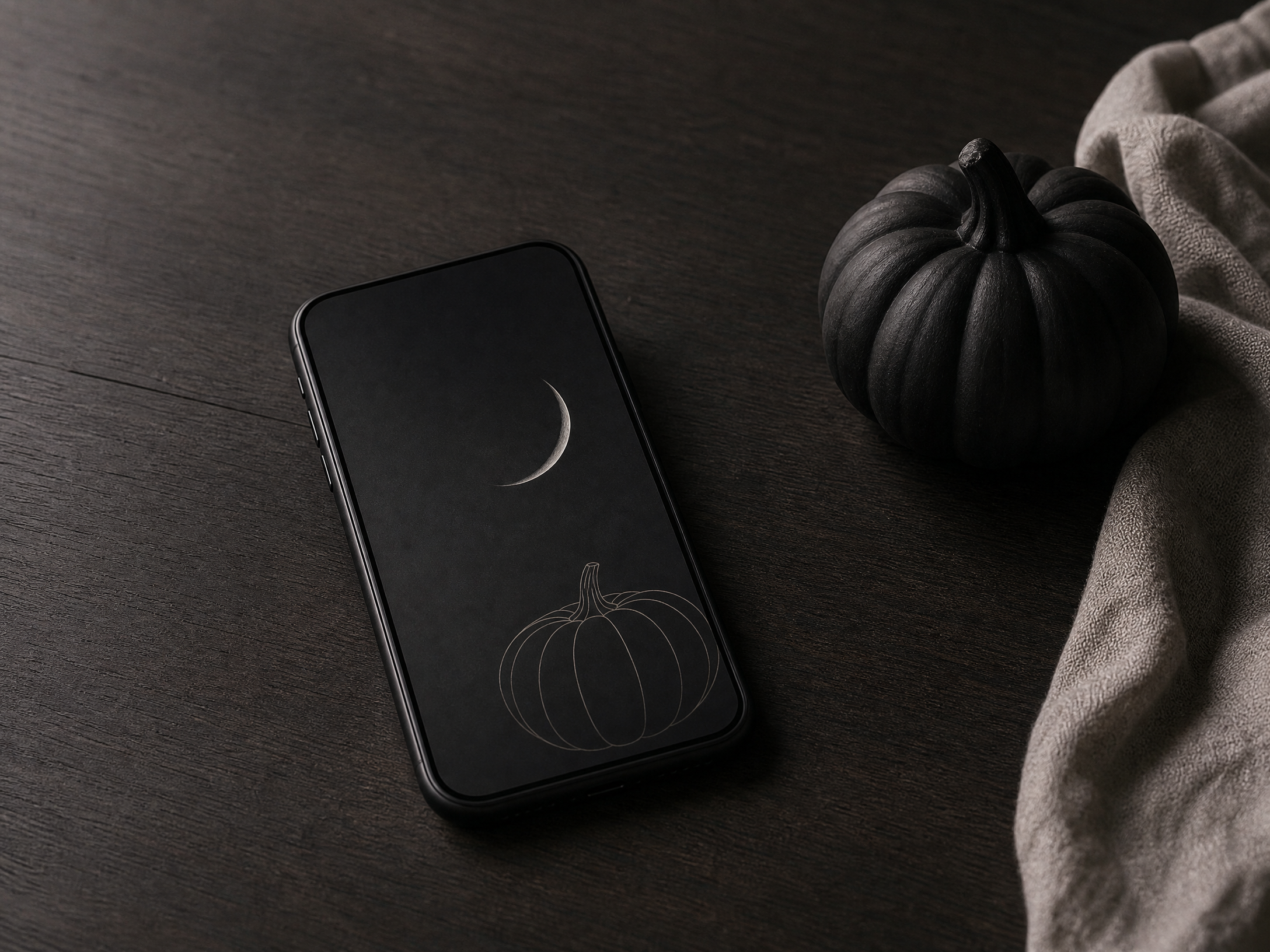 Minimal Monochrome: Crisp Shapes, Quiet Impact